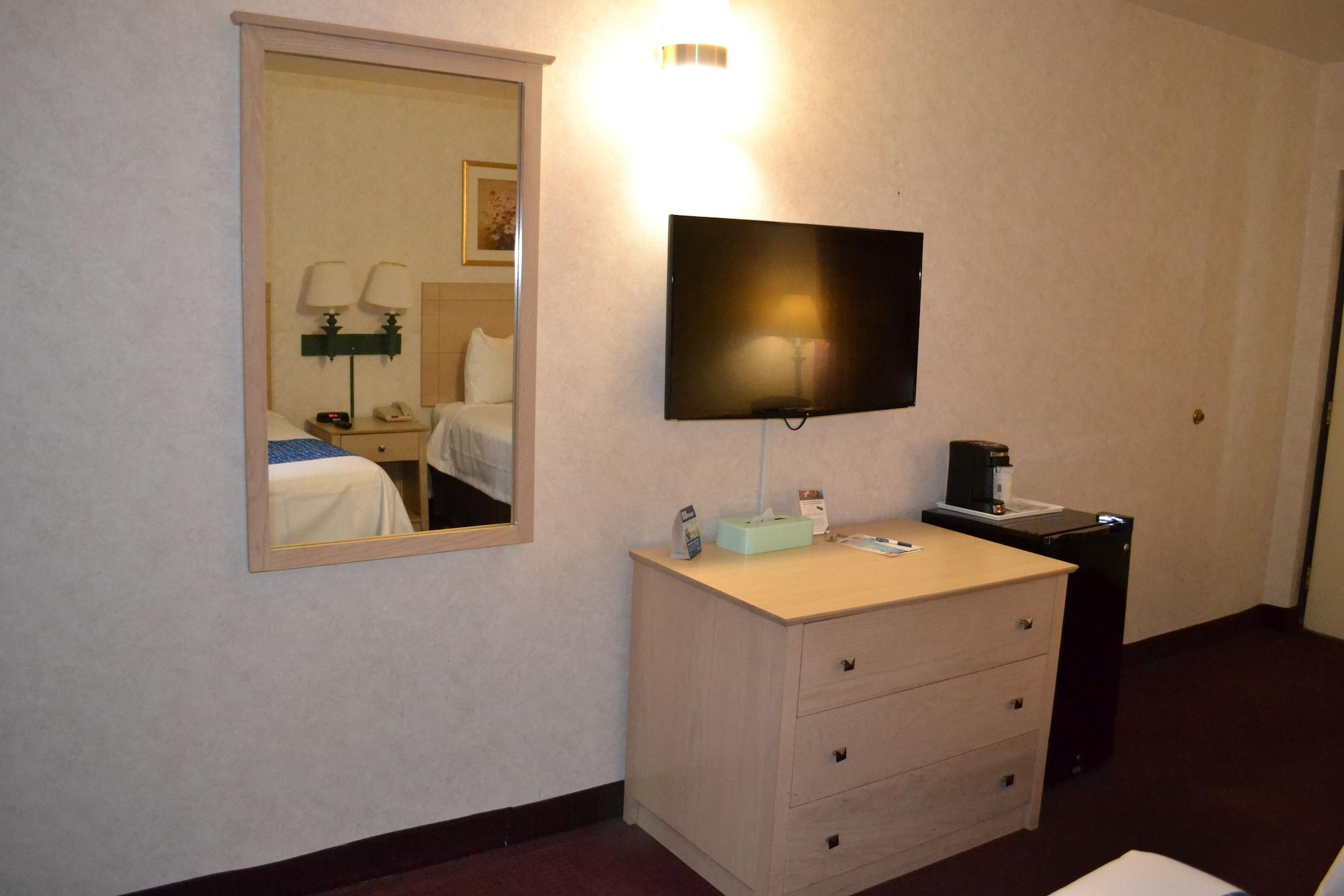 Travelodge By Wyndham Niagara Falls - New York Buitenkant foto