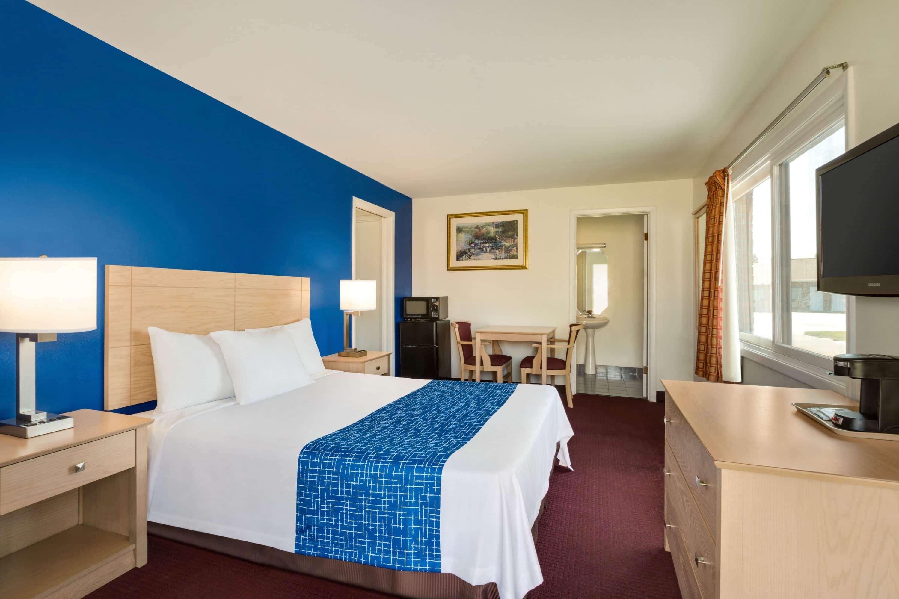 Travelodge By Wyndham Niagara Falls - New York Buitenkant foto