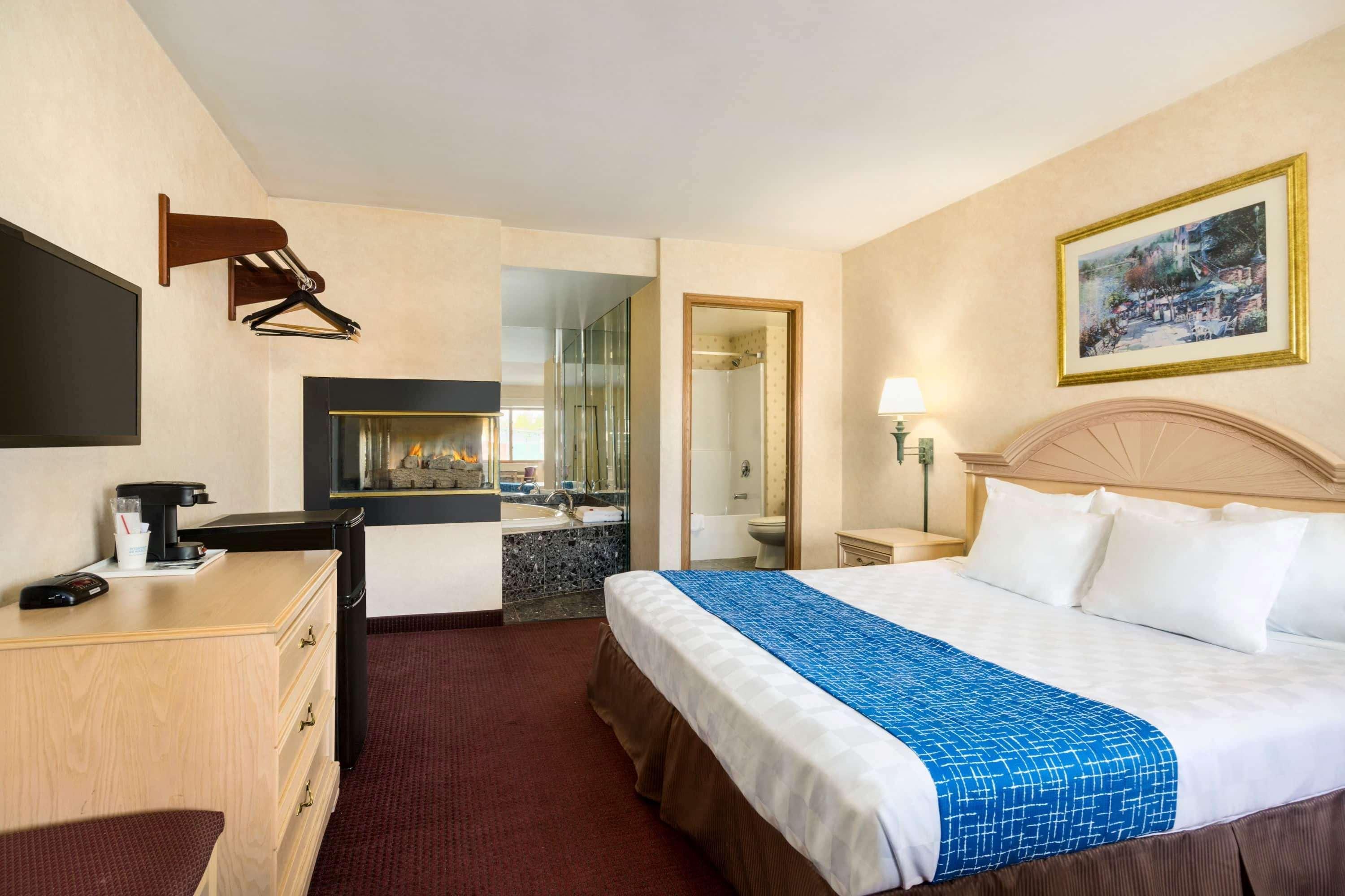 Travelodge By Wyndham Niagara Falls - New York Buitenkant foto