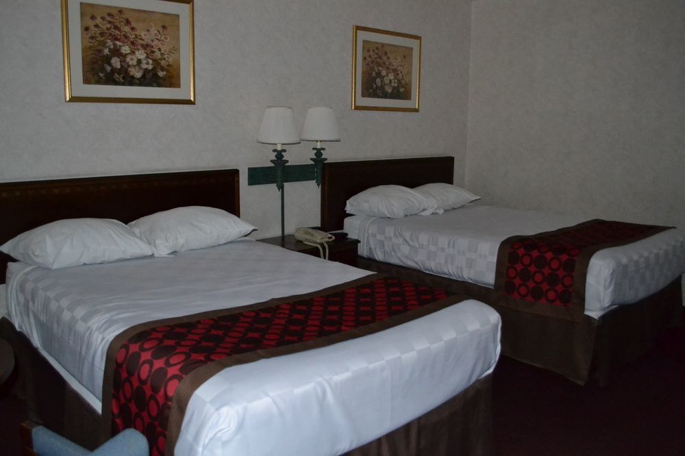 Travelodge By Wyndham Niagara Falls - New York Buitenkant foto