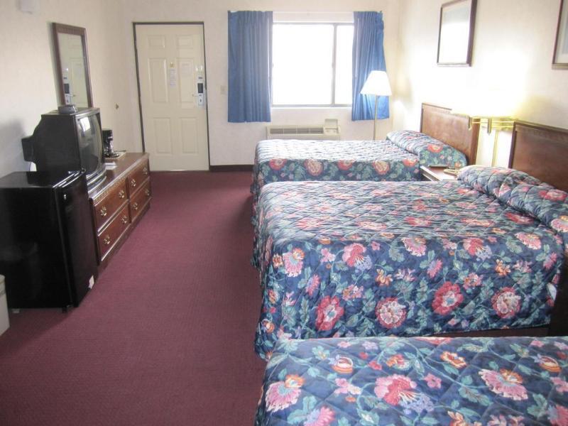 Travelodge By Wyndham Niagara Falls - New York Buitenkant foto
