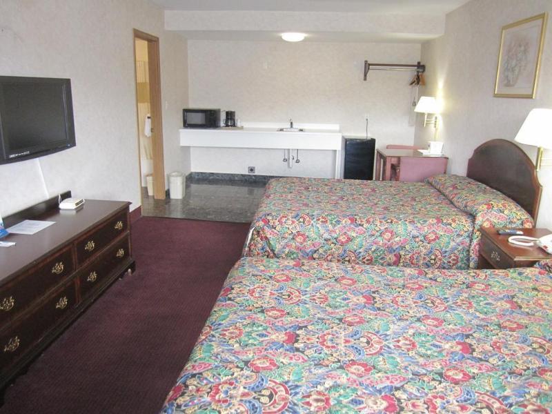 Travelodge By Wyndham Niagara Falls - New York Buitenkant foto