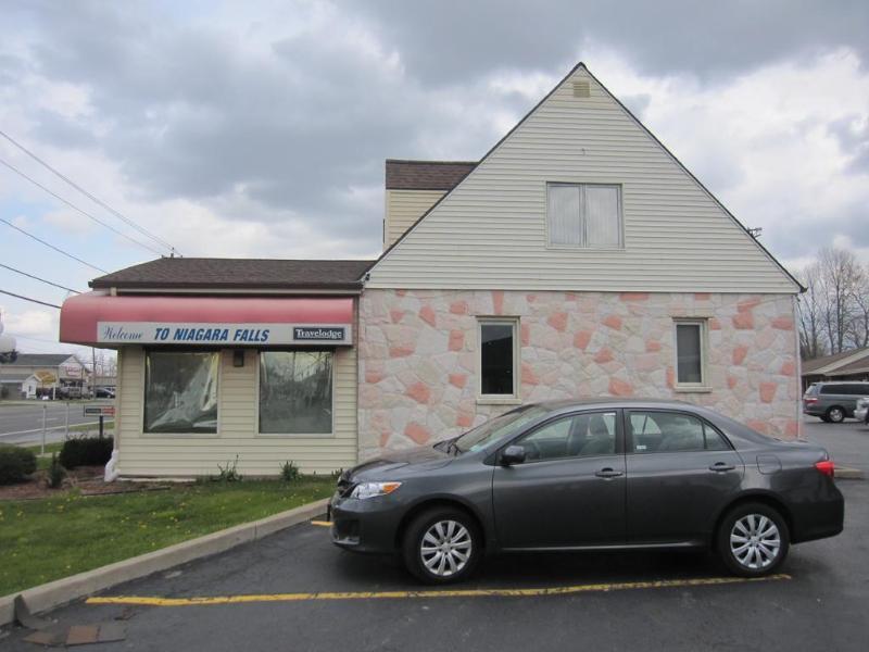 Travelodge By Wyndham Niagara Falls - New York Buitenkant foto