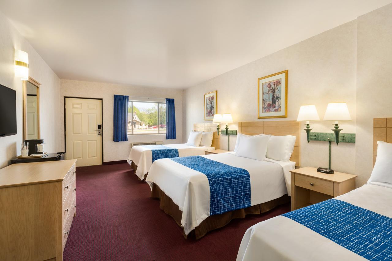 Travelodge By Wyndham Niagara Falls - New York Buitenkant foto