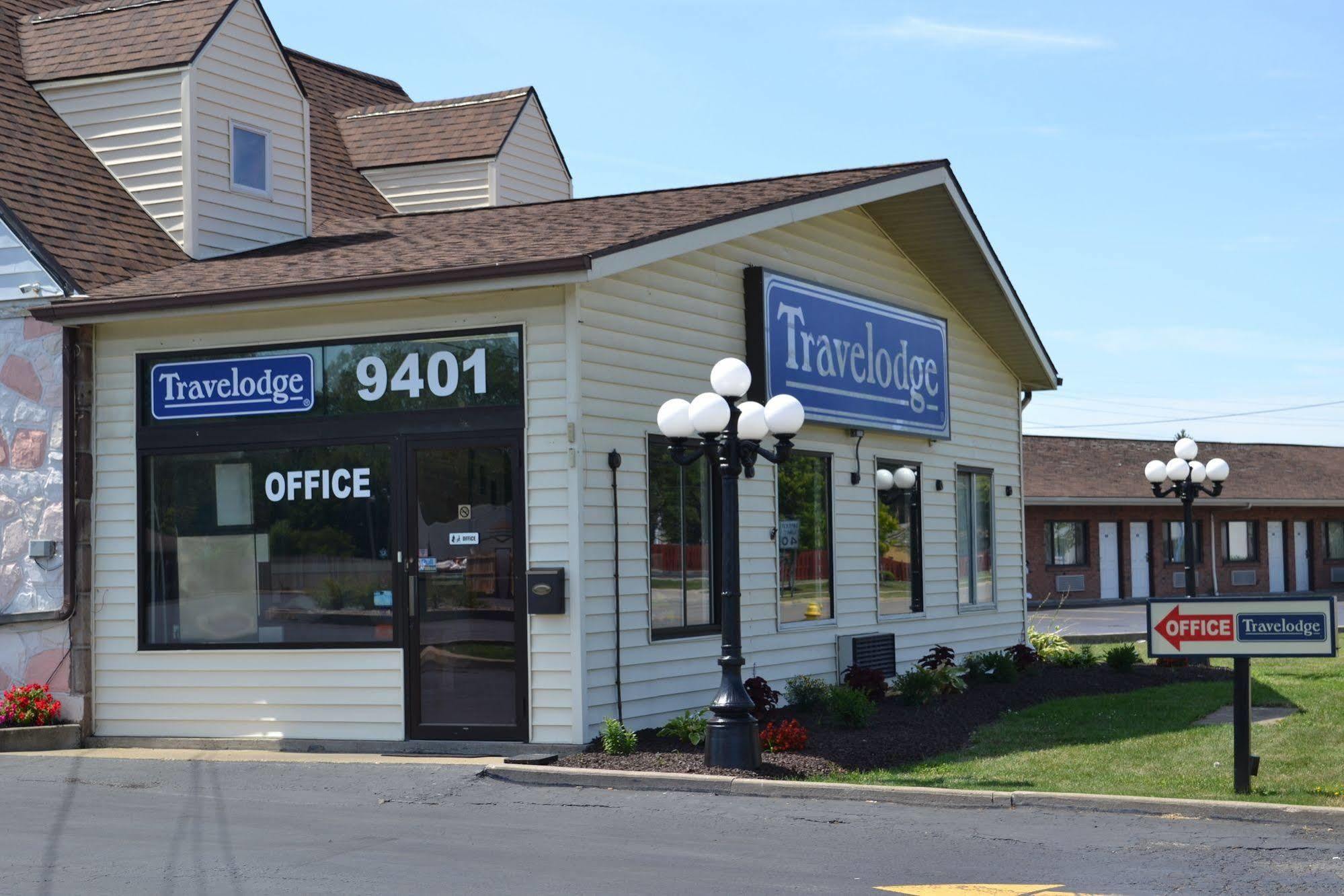 Travelodge By Wyndham Niagara Falls - New York Buitenkant foto